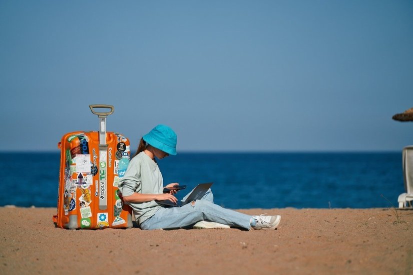 Come rimanere connessi in vacanza
